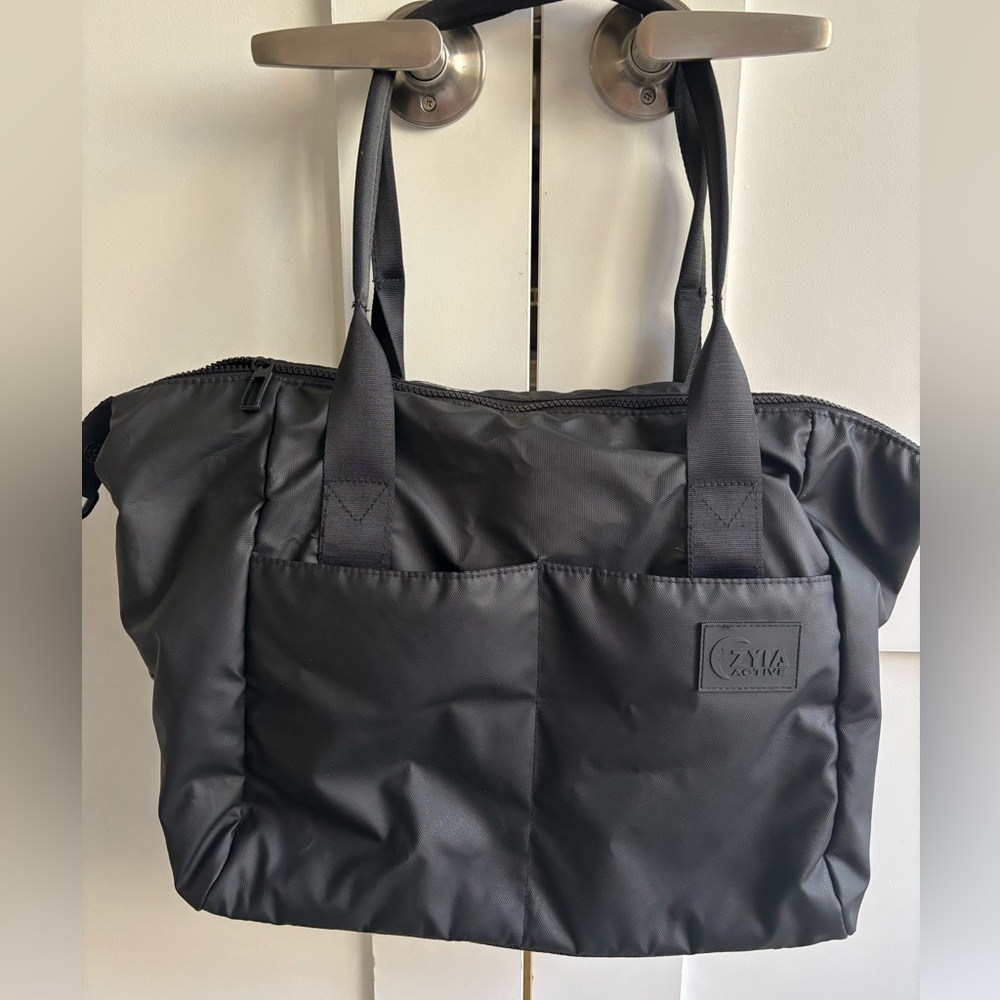 Zia Active Vooray Black Tote Bag